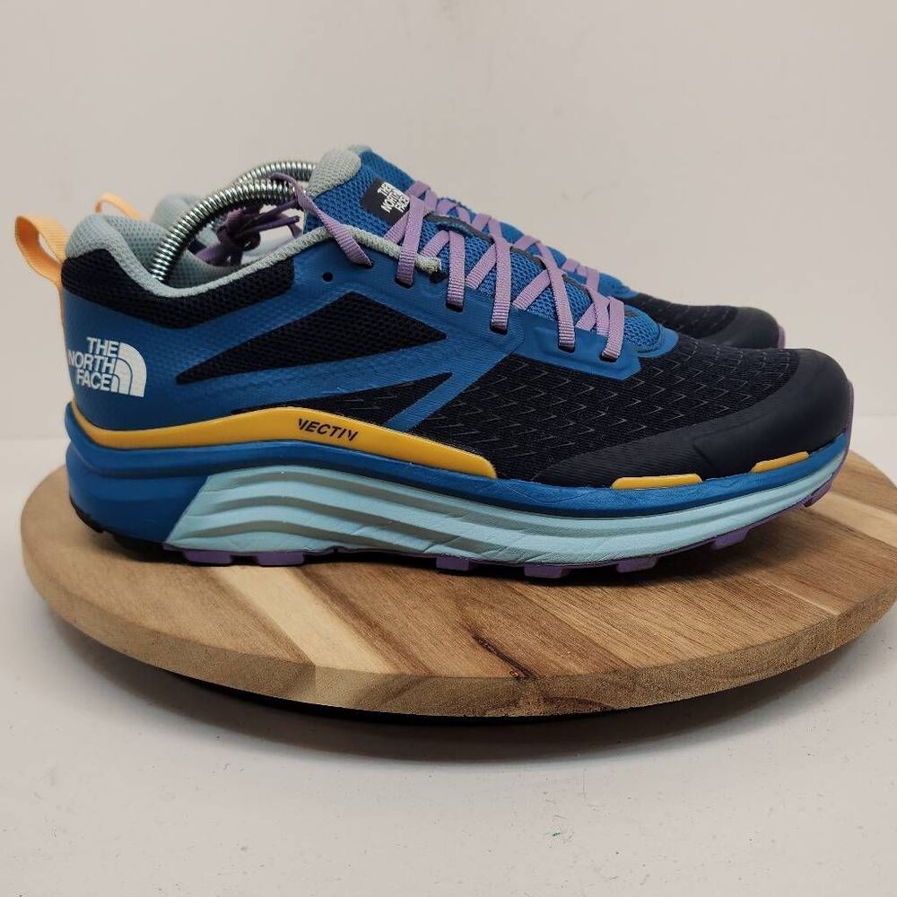 The North Face Women's VECTIV Enduris II trail running shoes Size 10